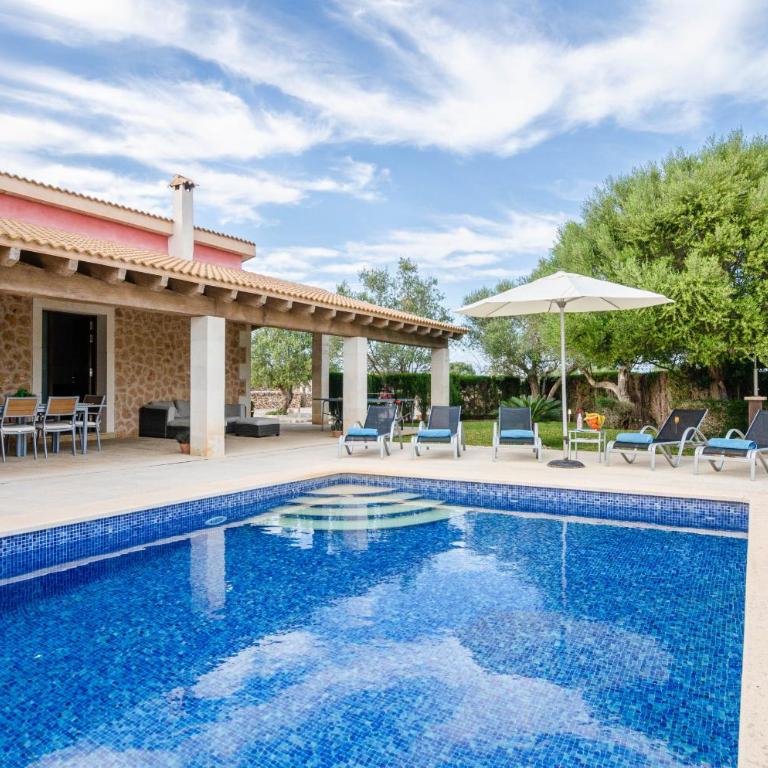 YourHouse Can Cuixa Villa - Three-Bedroom Villa - 38
