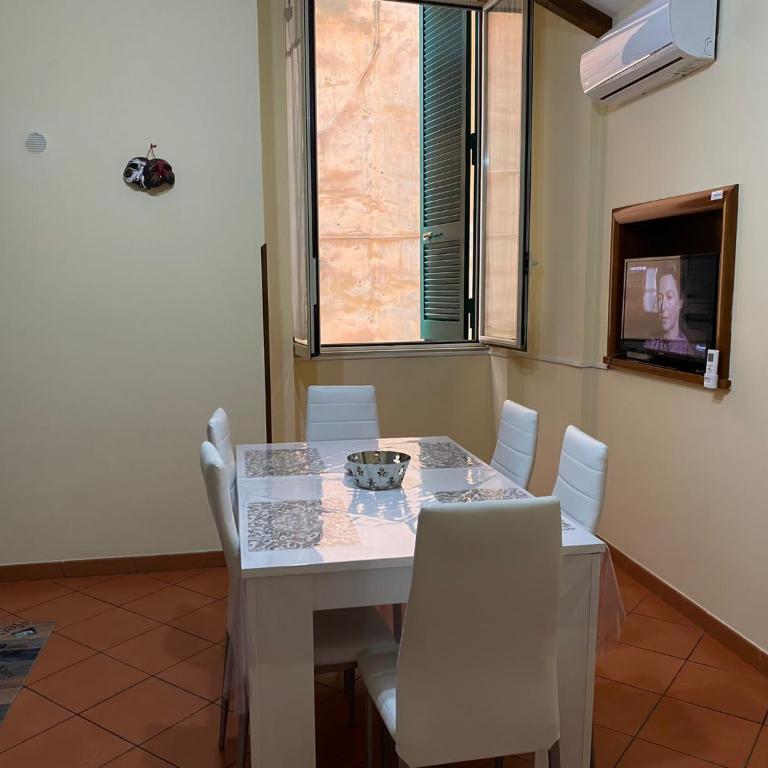 Home in love: vicoletto dei presepi - Casa con 2 Camere da Letto - 24