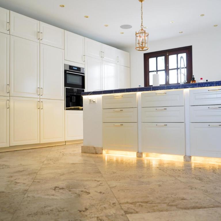 Huge Golf and Spa Mansion 8 min from Puerto Banus - Casa - 47