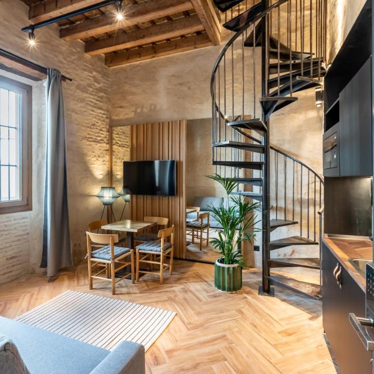 Santa Clara Suites Sevilla - Duplex Apartment - 3