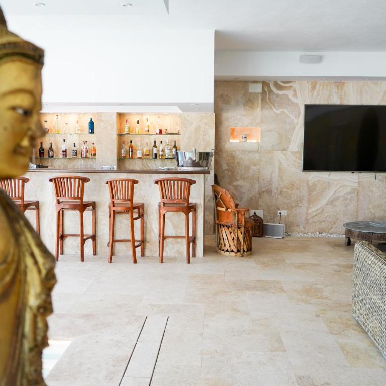 Huge Golf and Spa Mansion 8 min from Puerto Banus - Casa - 57