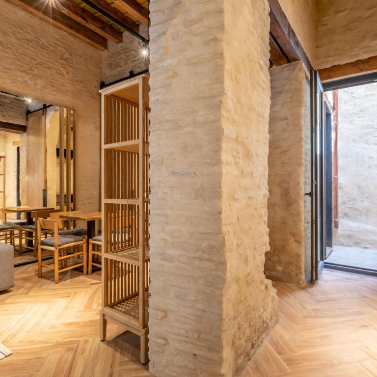 Santa Clara Suites Sevilla - One-Bedroom Apartment - 10
