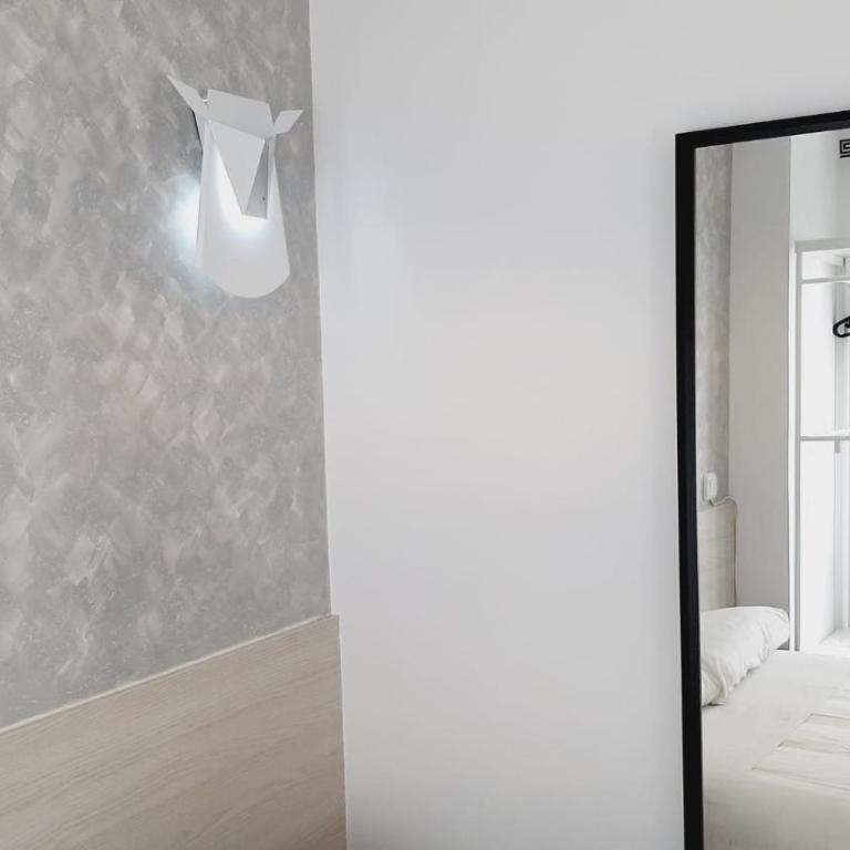 Hostal Lucia by gaiarooms - Estudio - 17