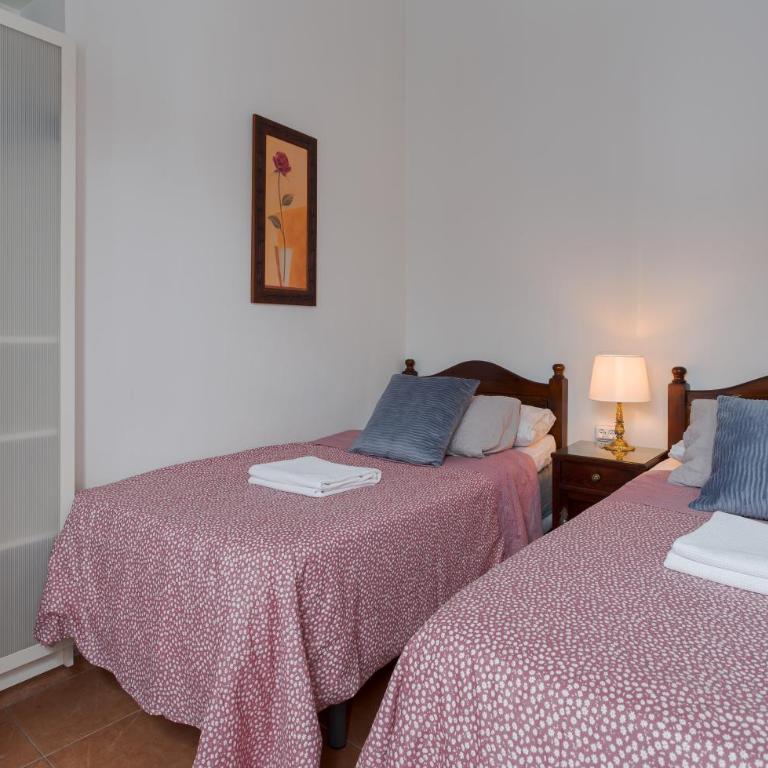 Santa Ana Suite & Rooms - Habitación Doble con baño compartido - 2 camas - 8
