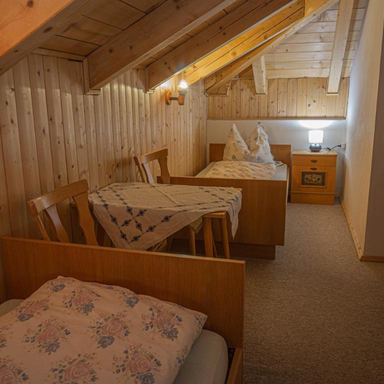 Gasthof Scherer - Familienzimmer mit Balkon - 4