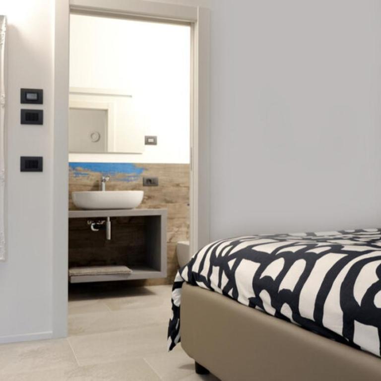 In Collina B&B - Deluxe Double Room with Balcony - 1