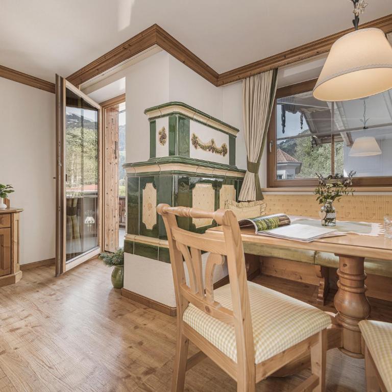 Aparthotel Stacherhof - Apartment mit 2 Schlafzimmern und Balkon - 4