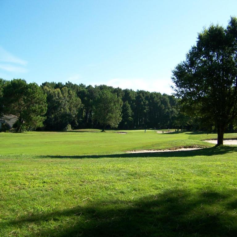 Jolie petite maison à Vieux Boucau avec piscine chauffée - Domaine du Golf de Pinsolle - Maison de Vacances - 31