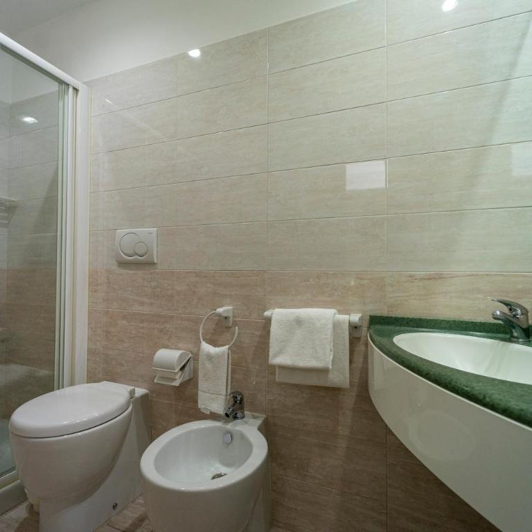 Hotel Stella D'Oro - Camera Tripla Superior - 8