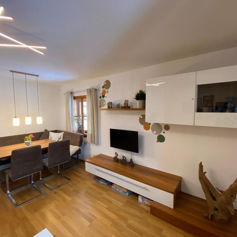 Sonnenhütte - Two-Bedroom Chalet - 8