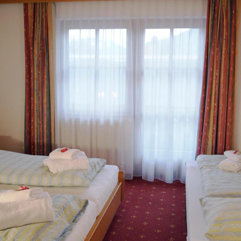 Pension Traube - Triple Room - 1
