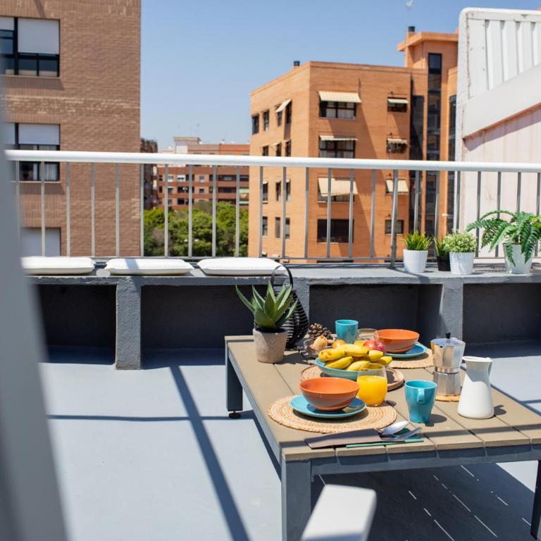 FLORIT FLATS - Cabanyal 3 Bedroom WIFI AC Terrace Beach Penthouse - Apartment - 39