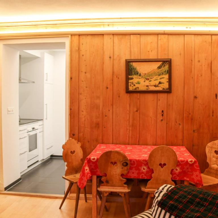 Apartments Villa Surlej - Apartment mit 2 Schlafzimmern - 10