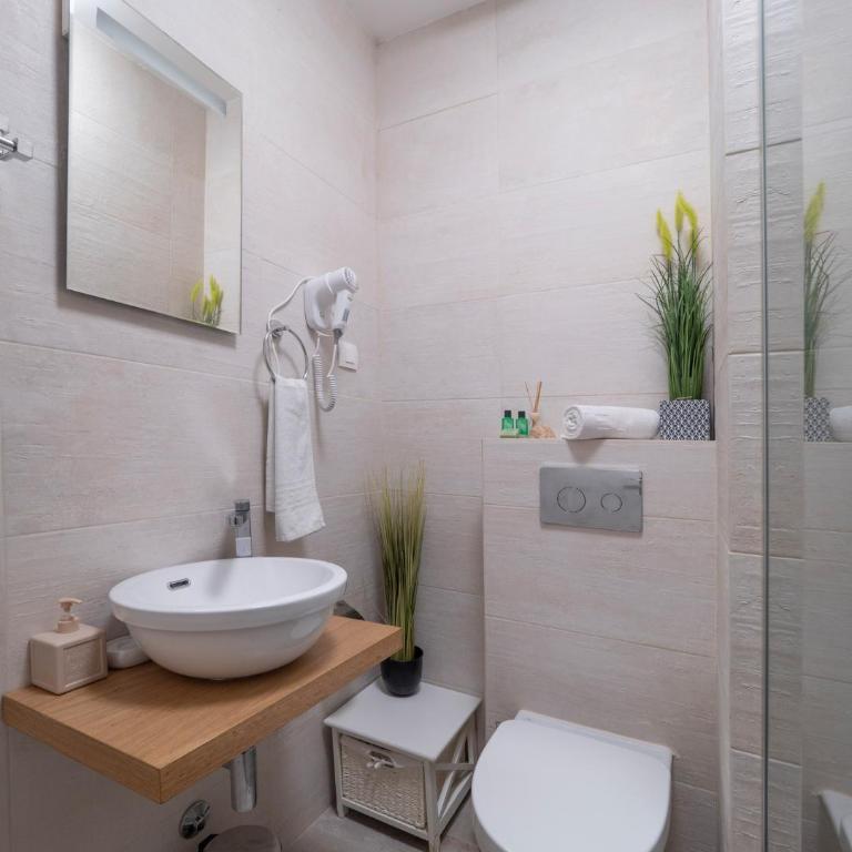 Apartments Garden Azure Budva - Apartment with Sea View - 12