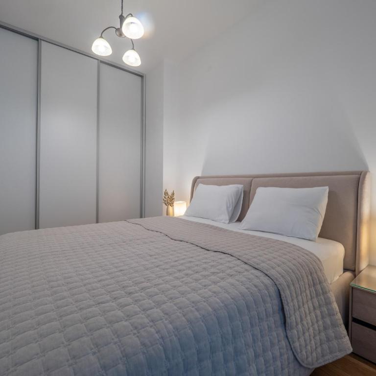 Apartments Garden Azure Budva - Apartment with Sea View - 17