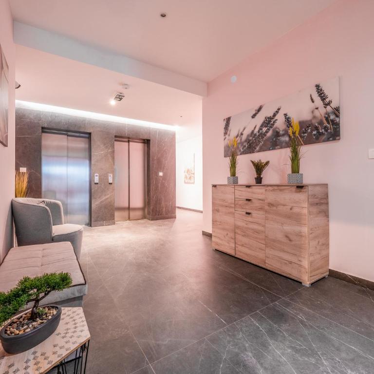 Apartments Garden Azure Budva - Apartment with Sea View - 26