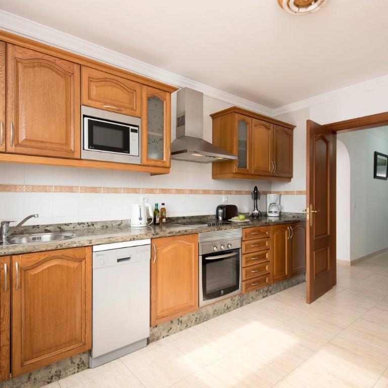 Villa Vesubio by Villa Plus - Villa - 10