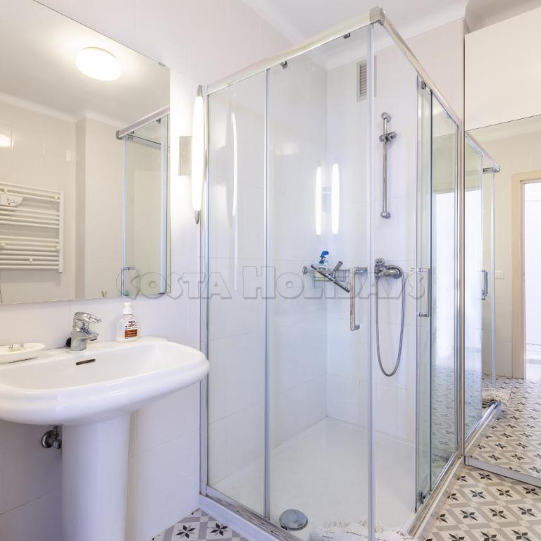 Los Reales 8B - Apartamento - 8