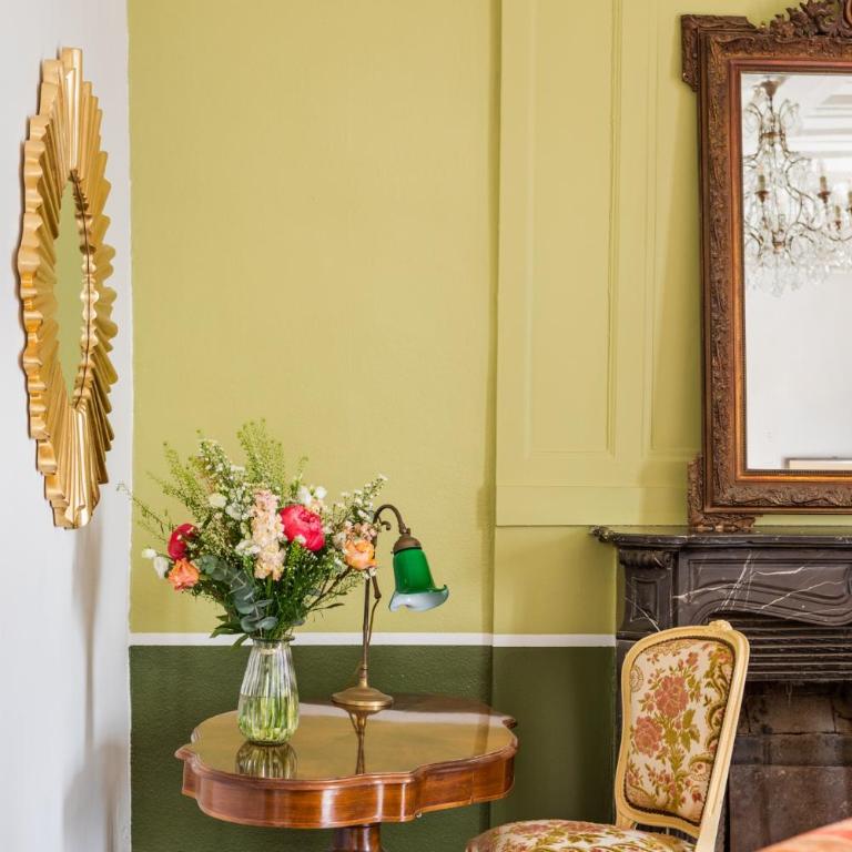 Dame de Coeur - Appartement spacieux en plein centre historique - Three-Bedroom Apartment - 15