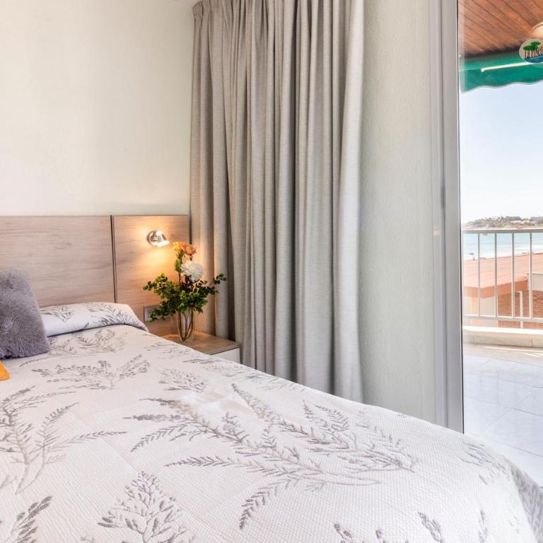 Homes&Go Bell Racó Confort III - Three-Bedroom Apartment - 28