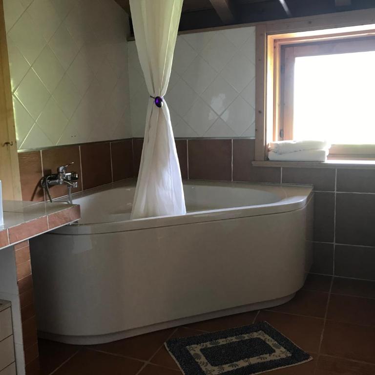 Casa Del Viandante Home Holiday and Rooms - Camera Familiare con Bagno Privato - 2