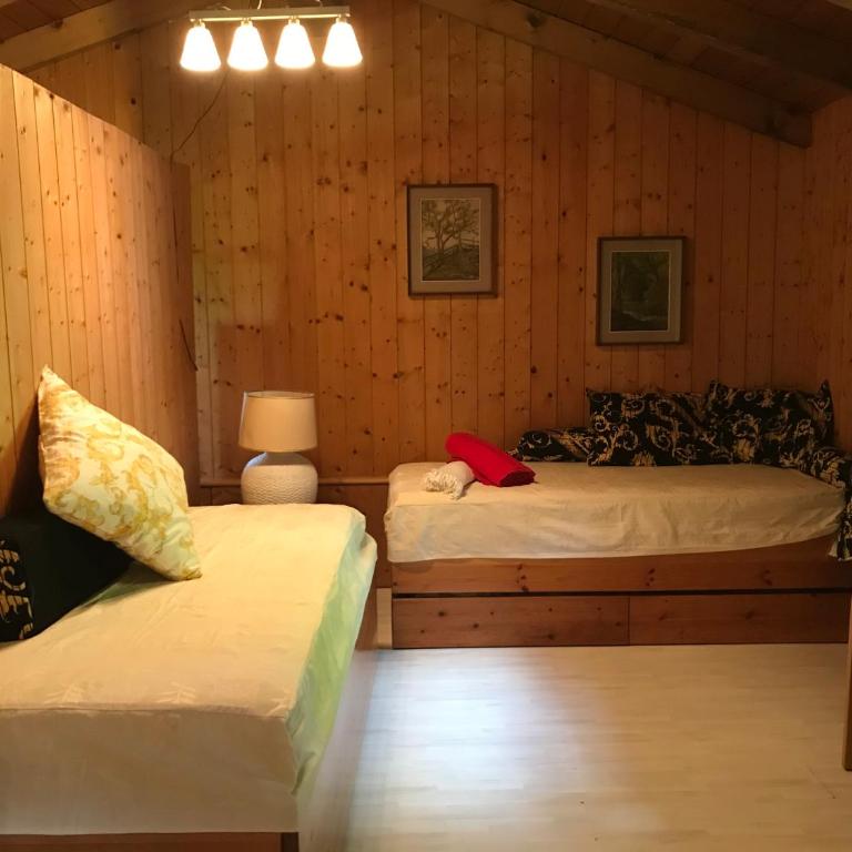 Casa Del Viandante Home Holiday and Rooms - Camera Familiare con Bagno Privato - 1