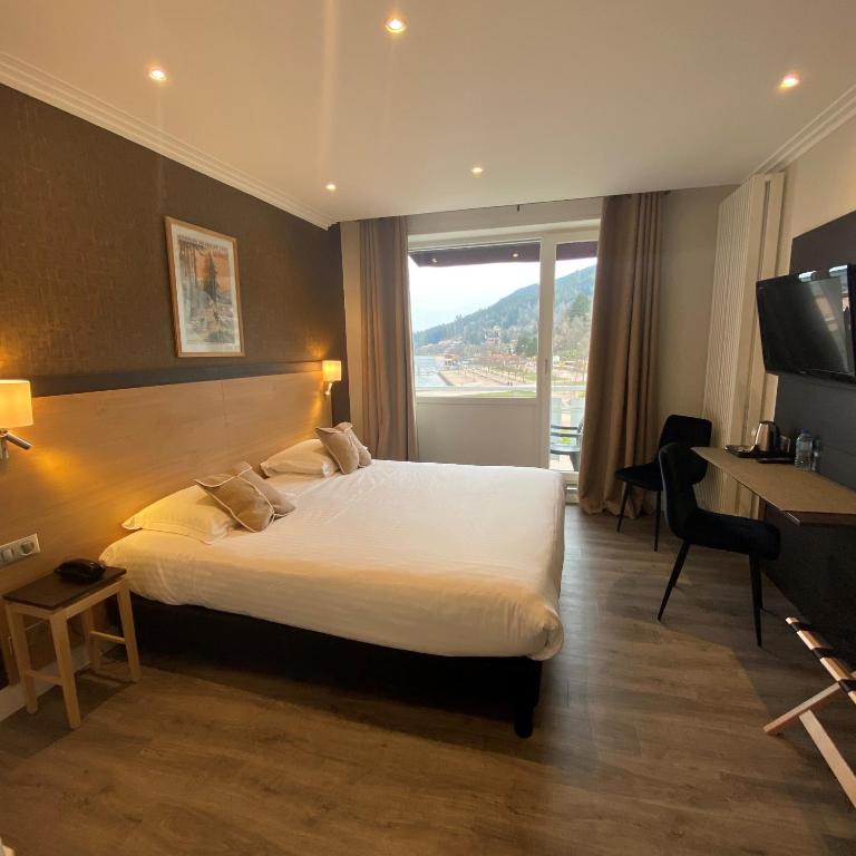 Hôtel Beau Rivage - Chambre Double ou Lits Jumeaux - Vue sur Lac - 1