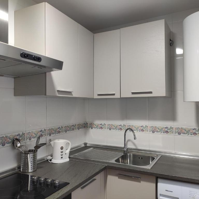 Apartamentos Séneca junto al Centro - Two-Bedroom Apartment - 13