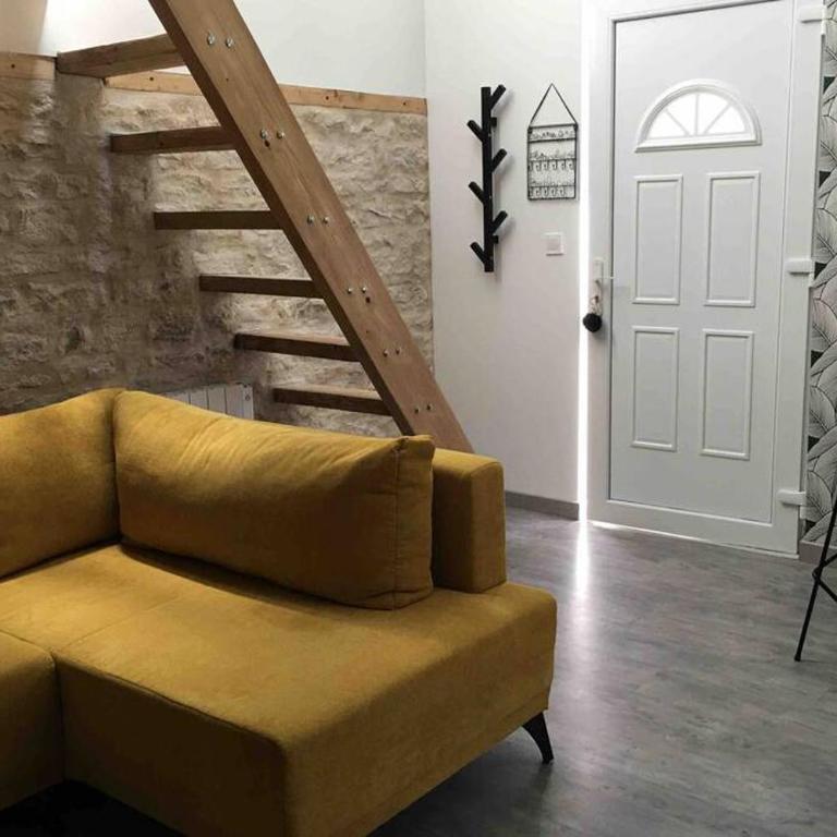Petite maisonnette cosy et pleine de charme située à proximité du centre-ville - Maison 1 Chambre - 1