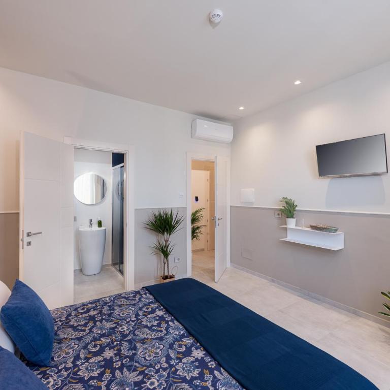 Oltremare - Double Room with Private Bathroom - 1