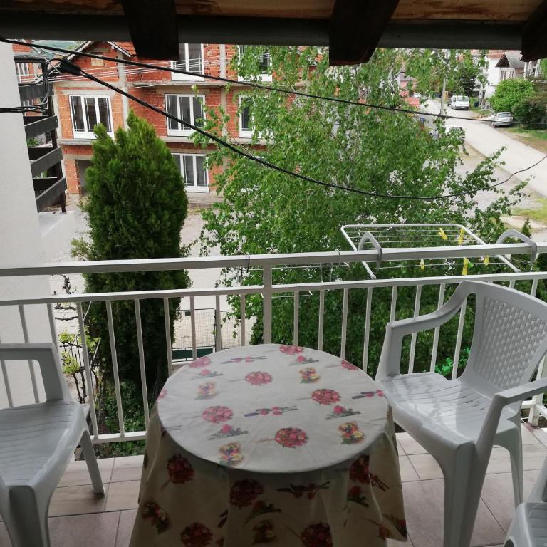 Apartman Daša - Three-Bedroom Apartment - 17