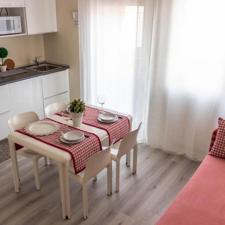 Monica Appartamenti - Appartamento con 1 Camera da Letto e Divano-Letto - 2