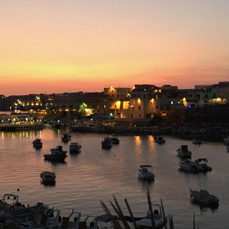 Attico sul Porto Vecchio - Lampedusa - Casa con 3 Camere da Letto - 5