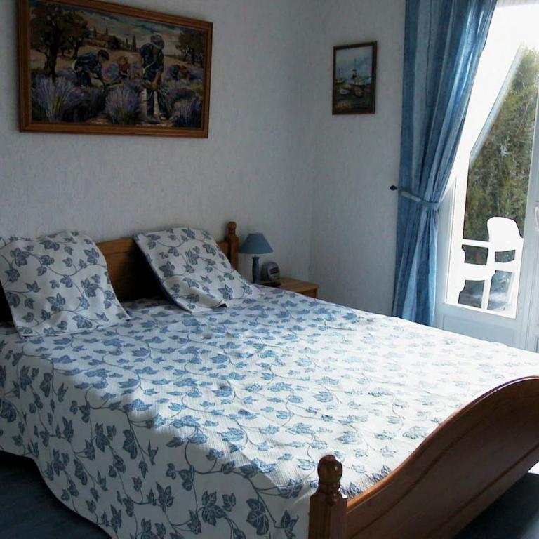 Chambres d'Hôtes de l'Auraine - Chambre Familiale (2 Adultes et 2 Enfants) - 4