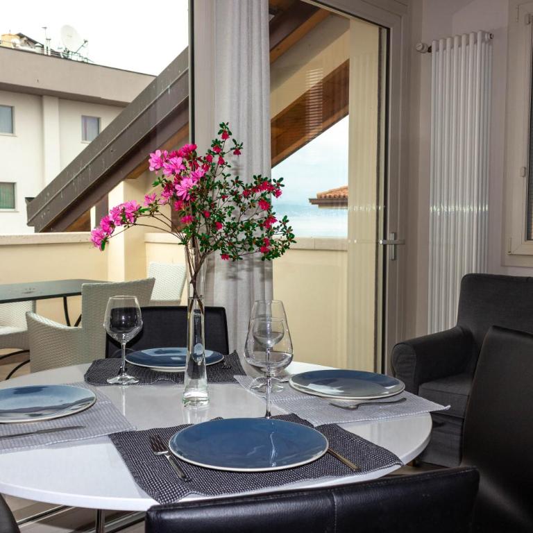 Monica Appartamenti - Appartamento Superior con 2 Camere da Letto e Terrazza - 13