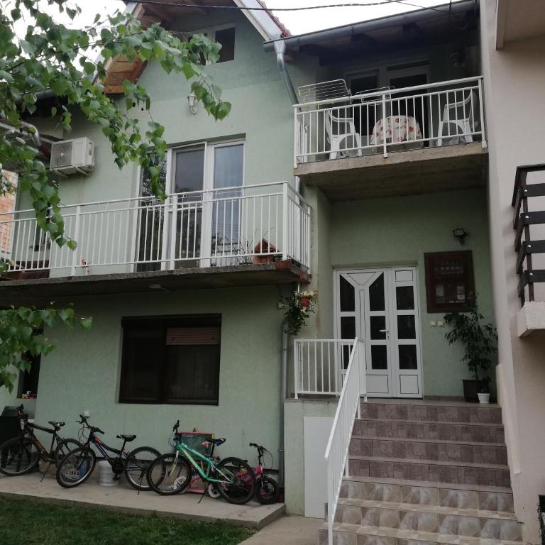 Apartman Daša - Three-Bedroom Apartment - 19