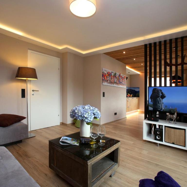 Annika Apartments summer card included - Apartment mit 2 Schlafzimmern und Balkon oder Terrasse - 3