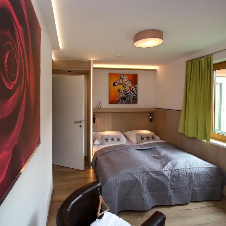 Annika Apartments summer card included - Apartment mit 2 Schlafzimmern und Balkon oder Terrasse - 34