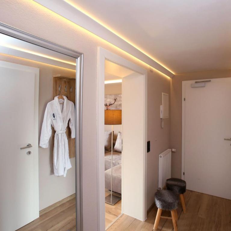 Annika Apartments summer card included - Apartment mit 2 Schlafzimmern und Balkon oder Terrasse - 43
