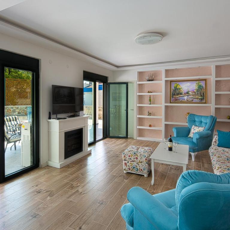 Villa Latina 2 - Vila sa Sopstvenim Bazenom - 10