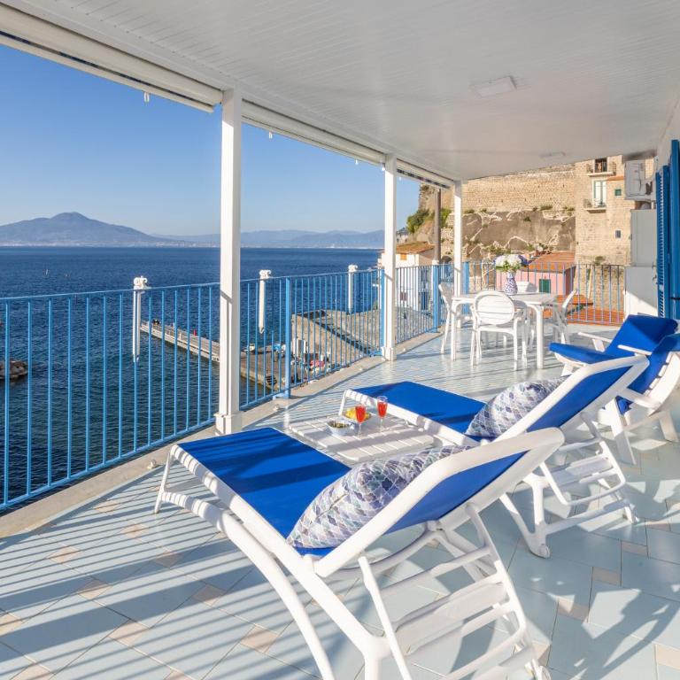 Profumo di mare - Sea Front Terrace Apartment Marina Grande, Sorrento - Appartamento - 21