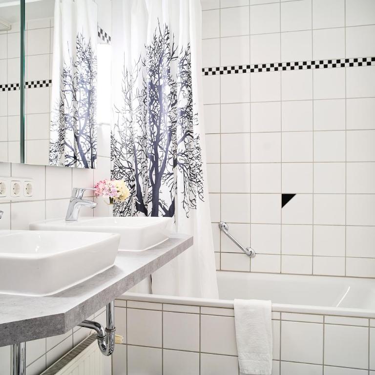 Brunnenhof City Center - Chambre 6 Lits - Côté Cour - 4