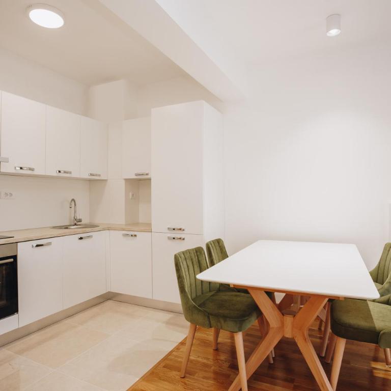 Status-M Apartments 176 - One-Bedroom Apartment with Sea View and Balcony - 8