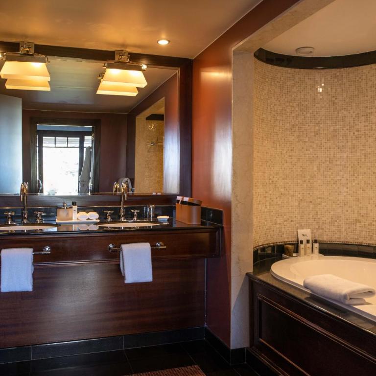 La Réserve Genève Hotel & Spa - Suite avec Accès au Spa - Vue sur Lac - 5