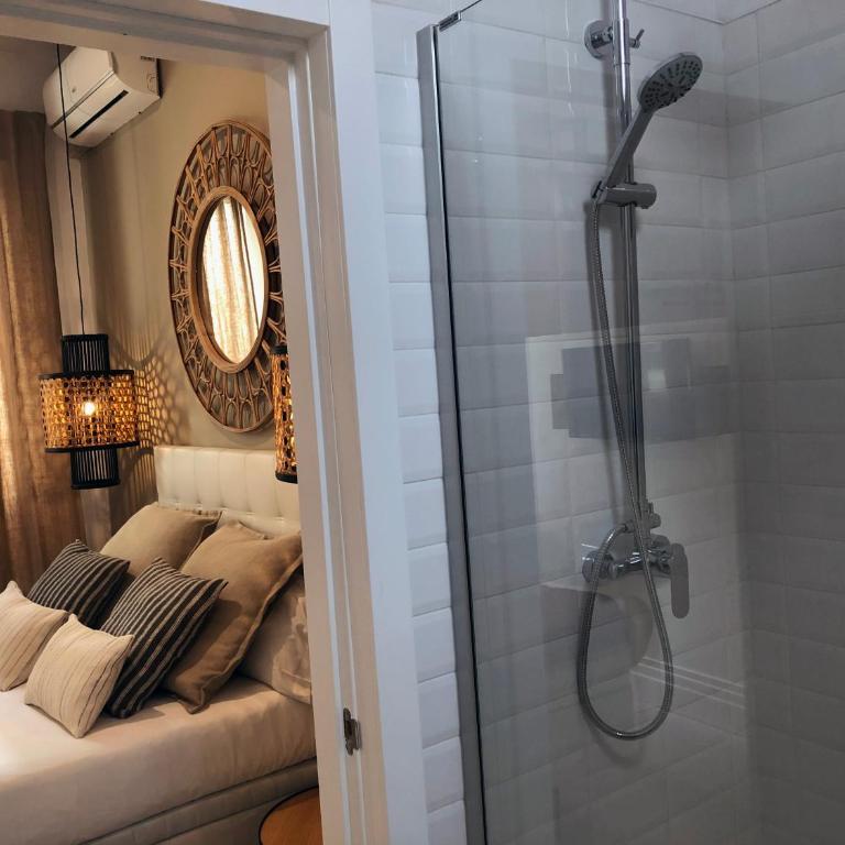 CH Six Rooms - Doppelzimmer - 15