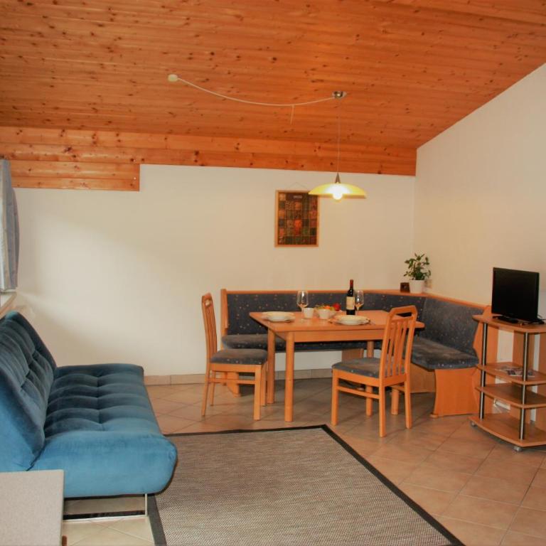 Ferienwohnungen Hell - Apartment mit Blick auf die Berge - 2
