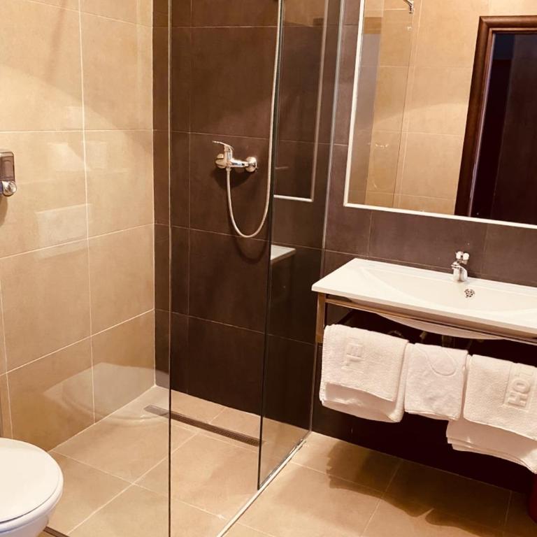 Hotel Vienna - Twin Room with Sea View - 23