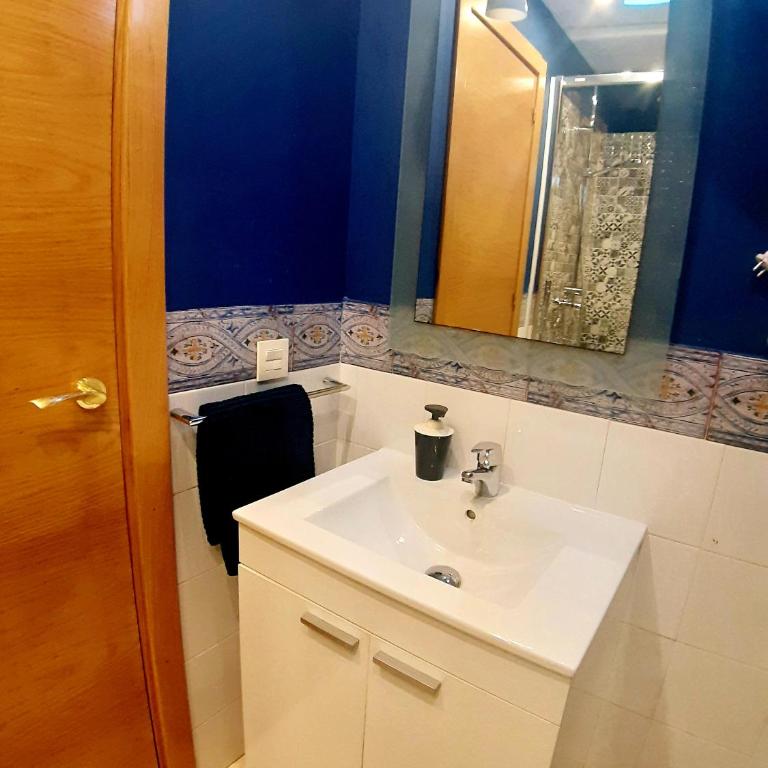 Apartamento centro Málaga - Two-Bedroom Apartment - 9