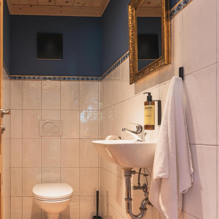 Dorfchalets & Apartments - in Kaprun centre including FREE entry Tauern Spa and Summer Card - Chalet (5 Erwachsene) - kostenfreier Zugang zum VIP Tauern Spa - 14