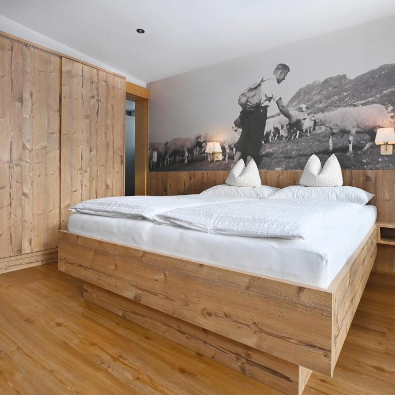 Alpenpension Maderer - Doppelzimmer mit Balkon - 26